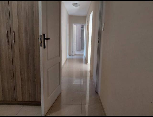 2 BEDROOM PROPERTY TO RENT IN OVERPORT